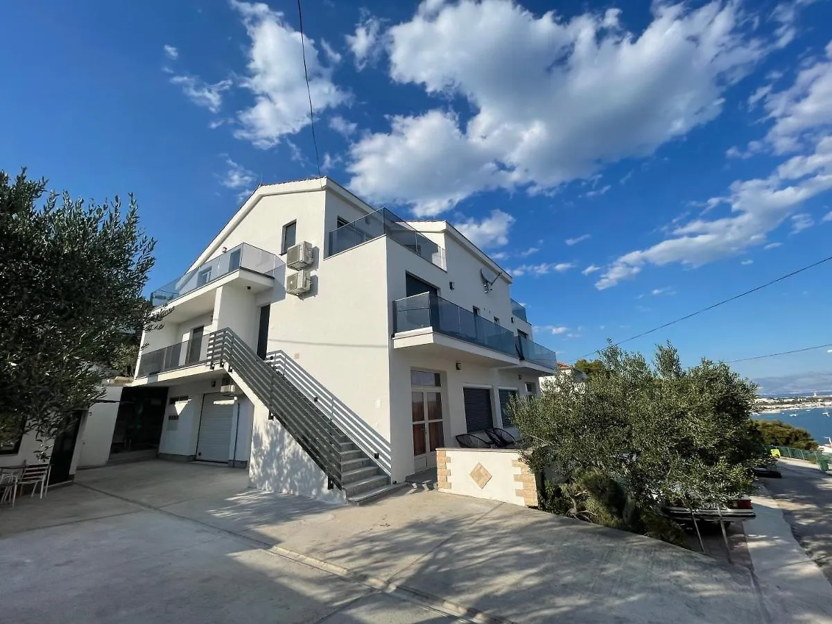 Eva Apartment 2 Trogir Croatia